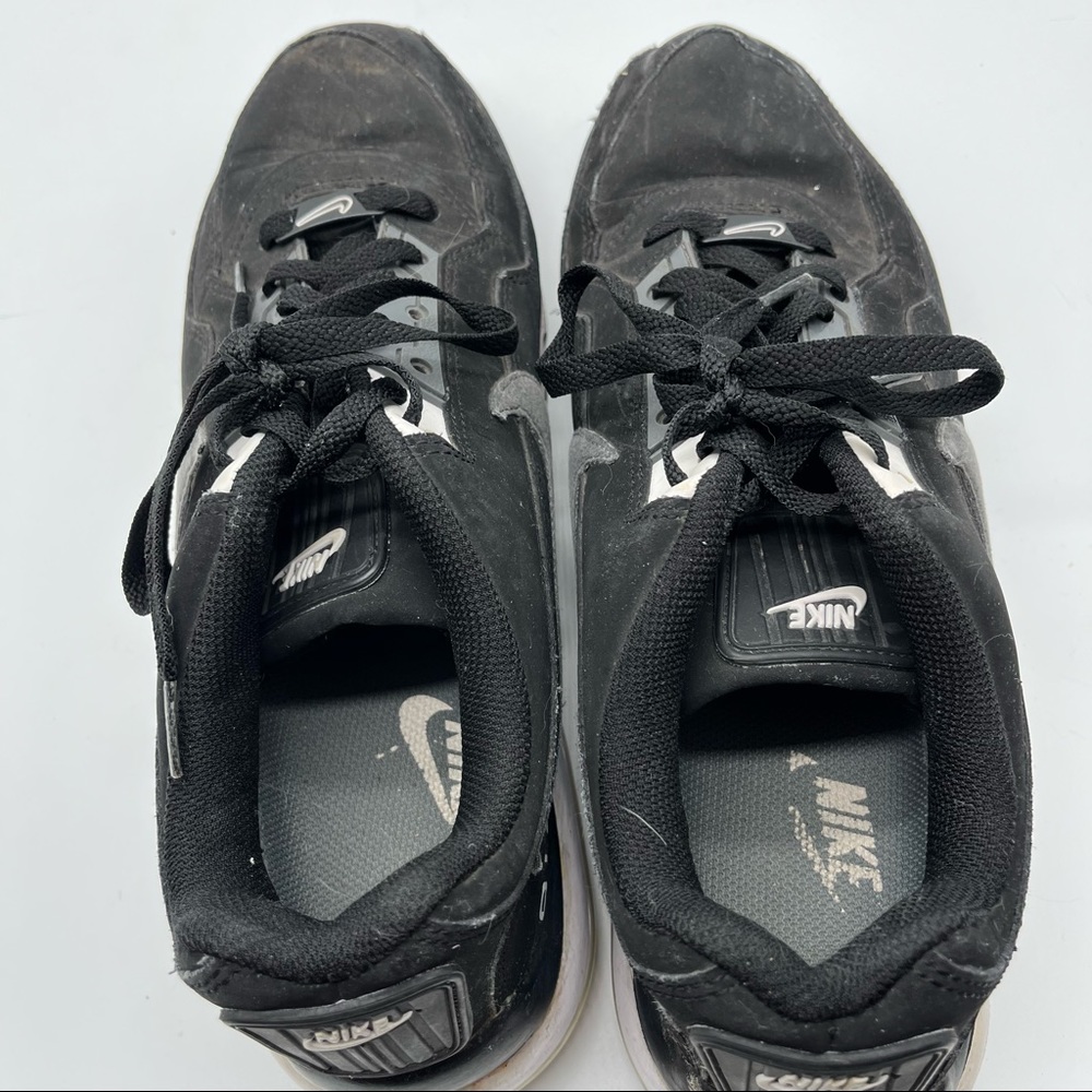 Nike Mens Air Max LTD 407979-092
Black/ White Running Shoes
Sneakers Size 10.5 - Picture 8 of 9